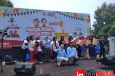 Program “Makan Besar 2024 Porsi” bersama Rachel Maryam Calon DPR RI Dapil II Jawa Barat di lapangan Tumaritis