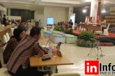 Penutupan Akhir Rapat Pleno Perhitungan Perolehan Suara Tingkat Kabupaten Bandung Barat 2024 Oleh KPU