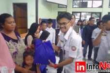 Di Bulan Romadhon Karang Taruna Kecamatan Banjaran Bagikan Sembako ,Peduli Anak Yatim Piatu Dan Pedagang Kaki Lima