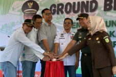 Penataan Lapang Upakarti Soreang Bukti Kepedulian Bupati Bandung Dr H M Dadang Supriatna kepada Masyarakat.