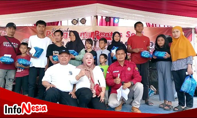 Ketua “Mia Geboy* Bu Sumiati Berbagi Peduli Para Anak Yatim Dan Jompo Di Bojong Citepus.