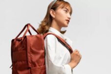 7 Rekomendasi Tas Bodypack untuk Wanita Aktif