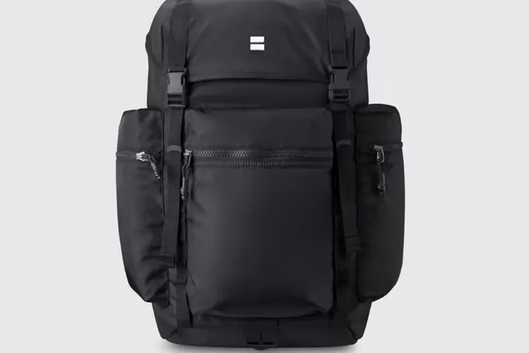 Tas Traveling Bodypack yang Keren dan Tahan Banting untuk Bikers