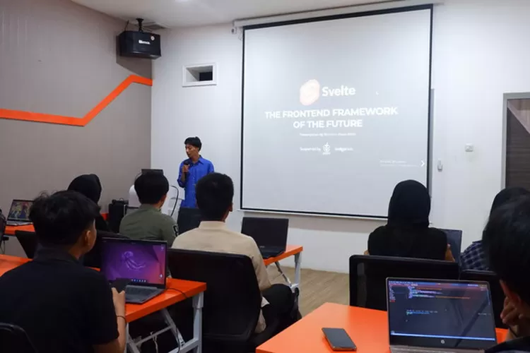 Telkom Indigo & Coconut Pc Membership Gelar Kelas Developer di Makassar