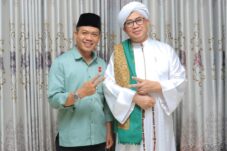 Hasil Istikharah, Ulama Kharismatik Abuya Muhyiddin Serukan Dukungan Bagi Dadang Supriatna – Ali Syakieb.