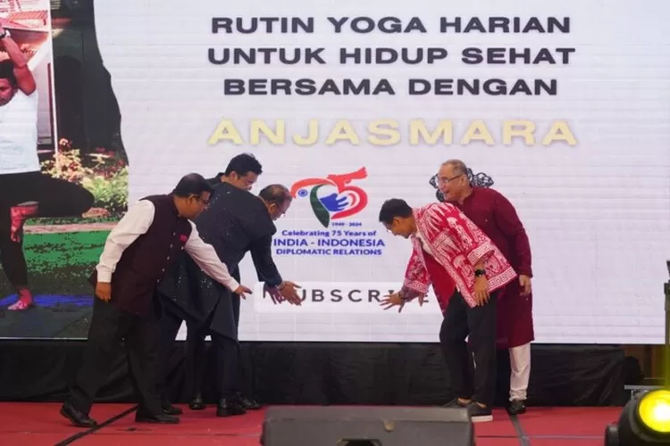 Perkenalkan Yoga Lewat Video Spesial Bersama Anjasmara