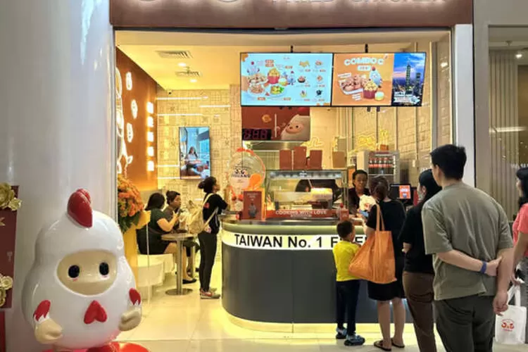 Jiguang Fried Hen Resmi Buka Outlet Ketiga di MOI Jiguang Fried Hen Resmi Buka Outlet Ketiga di MOI