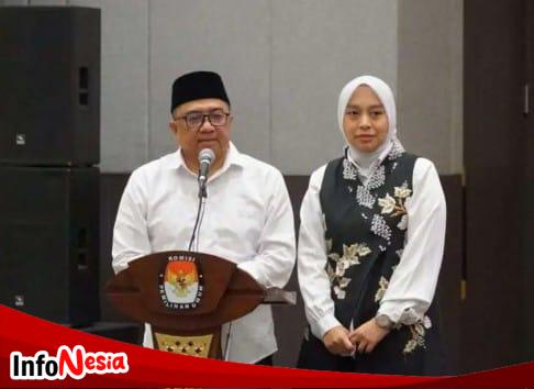 Rapat Pleno Penetapan Pasangan Bupati Garut DR H Syukur Amin dan Wakil Bupati drg HJ.L Putri Karlina MBA. Rapat Pleno Penetapan Pasangan Bupati Garut DR H Syukur Amin dan Wakil Bupati drg HJ.L Putri Karlina MBA.