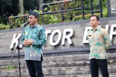 Bupati Bandung Dadang Supriatna Gelar Apel Pasukan Satgas PPR-PBG-PB,Sebelum Terjun ke Lapangan Hari Ini.