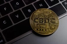 Trump Larang CBDC: Dampaknya pada XRP dan RLUSD