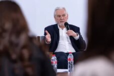 Sumber : PT HM Sampoerna Tbk