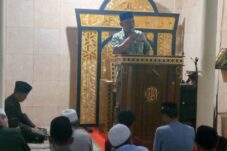 Lurah Pasawahan Tatang Mulyana SH Bersama Jajaran, PKK, Laksanakan Tarling,Di Masjid AL-IklHLASH Rw14 Kelurahan Pasawahan. Lurah Pasawahan Tatang Mulyana SH Bersama Jajaran, PKK, Laksanakan Tarling,Di Masjid AL-IklHLASH Rw14 Kelurahan Pasawahan.