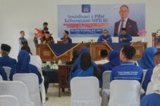 Sosialisasi 4 Pilar Kebangsaan  Wakil Ketua MPR RI Dr. Eddy Soeparno, SH.,MH, di Desa Sukatani Kecamatan Ngamprah KBB