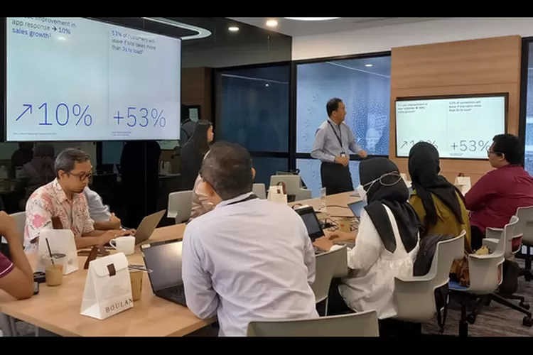IBM SevOne: Solusi Pemantauan Jaringan Genuine-Time yang Andal IBM SevOne: Solusi Pemantauan Jaringan Genuine-Time yang Andal