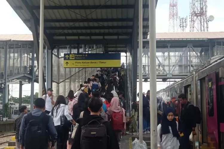 Sumber : PT KAI Daop 8 Surabaya